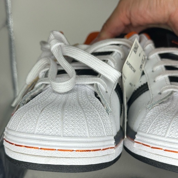 Adidas White and Black Retro Sneakers - Picture 2 of 9